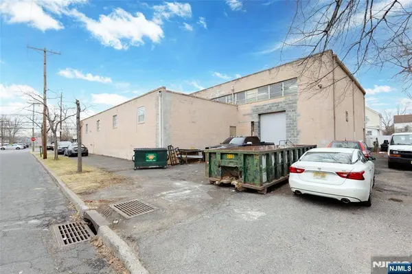 141 Moonachie RD, Moonachie, NJ 07074