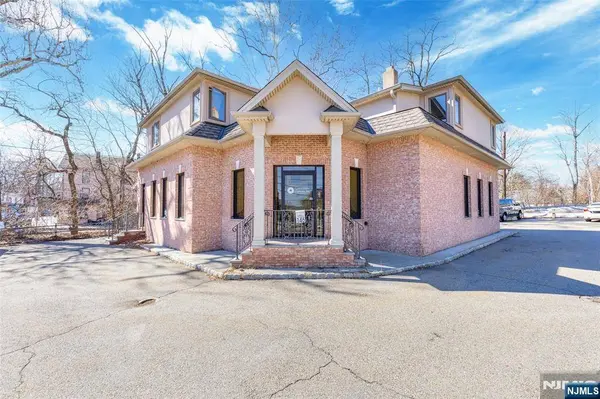 146 Main ST #3, Bloomingdale, NJ 07403