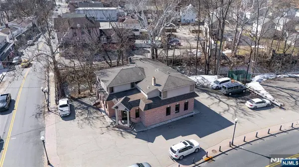 146 Main ST #3, Bloomingdale, NJ 07403