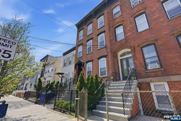 269 Ogden AVE #1, Jersey City, NJ 07307