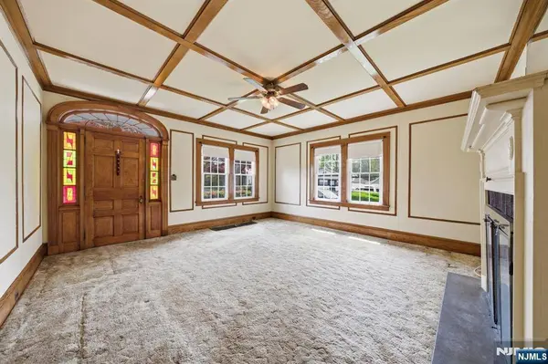 28 Sunset RD, Ringwood, NJ 07456