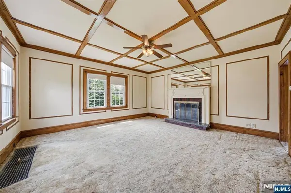 28 Sunset RD, Ringwood, NJ 07456