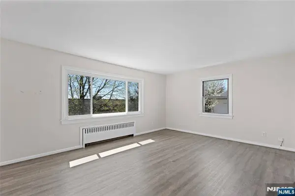 154 Ames ST, Hackensack, NJ 07601