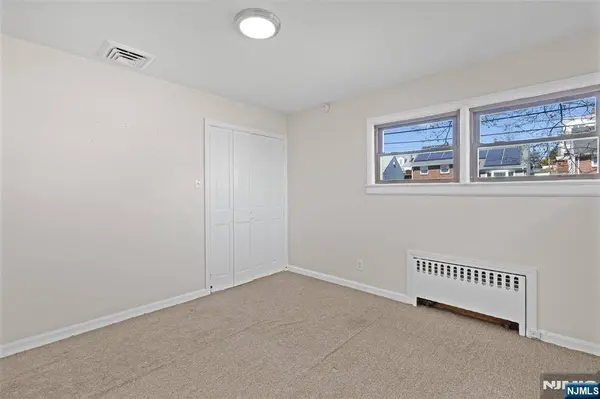 154 Ames ST, Hackensack, NJ 07601