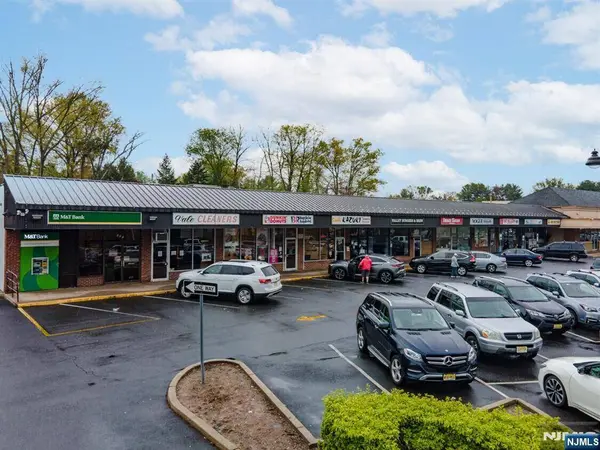 634 Westwood, River Vale, NJ 07675