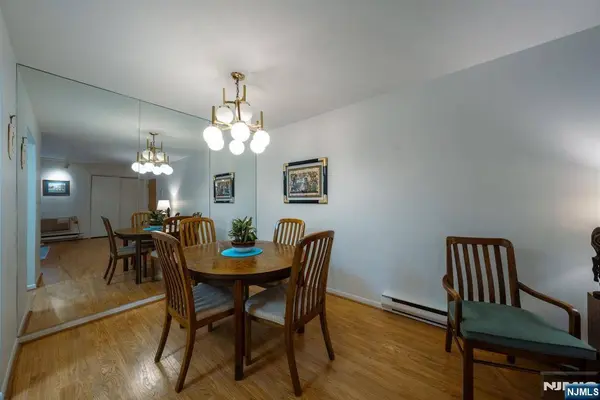 208 Federal Hill RD, Pompton Lakes, NJ 07442