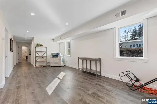593 Ramapo Valley RD, Oakland, NJ 07436