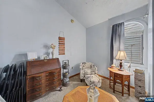 328 Hobart AVE, Haledon, NJ 07508