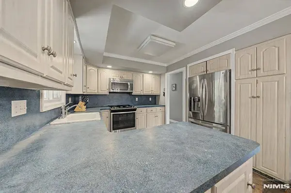 79 Truman BLVD, Oakland, NJ 07436