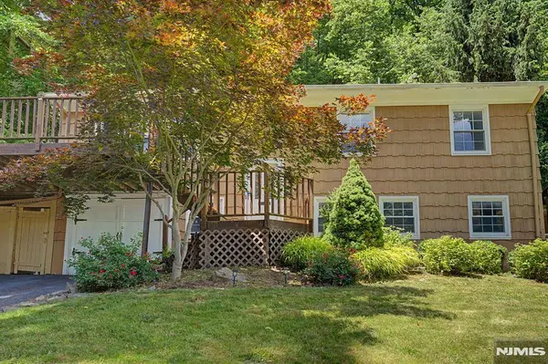 79 Truman BLVD, Oakland, NJ 07436