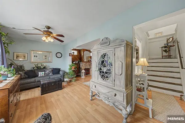 328 Hobart AVE, Haledon, NJ 07508