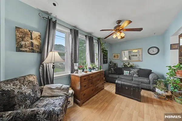 328 Hobart AVE, Haledon, NJ 07508