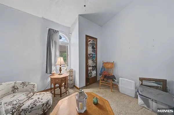 328 Hobart AVE, Haledon, NJ 07508