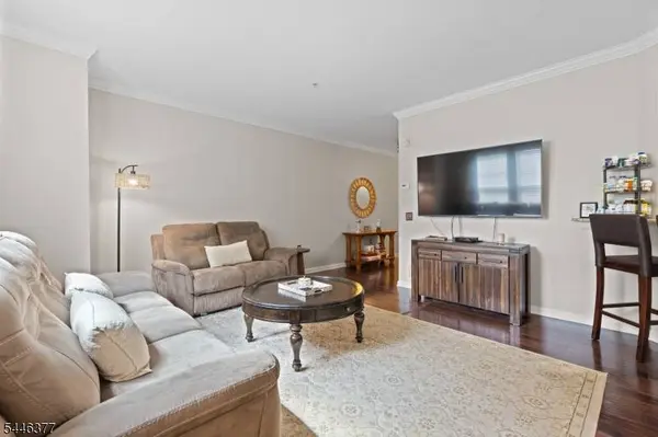 407 River Pl, Butler Boro, NJ 07405