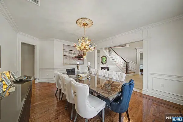 1 Overlook RDG, Oakland, NJ 07436