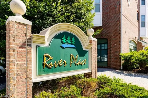407 River Pl, Butler Boro, NJ 07405