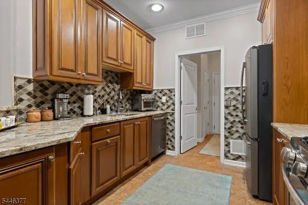407 River Pl, Butler Boro, NJ 07405