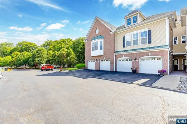 407 River PL, Butler Borough, NJ 07405