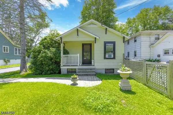 47 Lakeview Ter