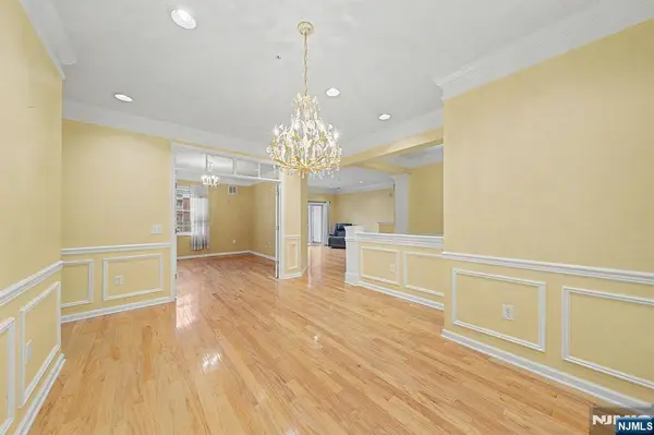 2116 Warrens WAY, Wanaque, NJ 07465