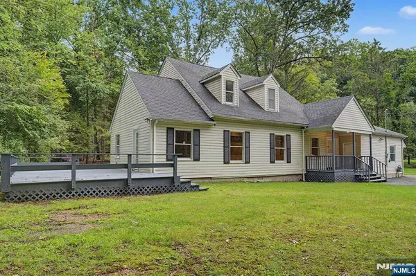45B Old Mill RD, Chester Borough, NJ 07930