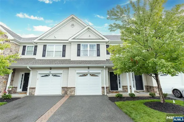 52 Parkside DR