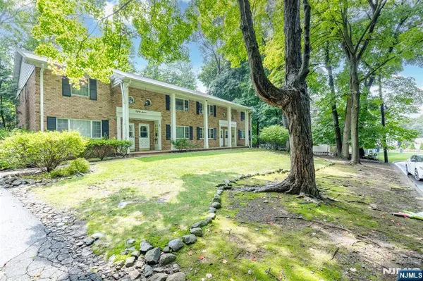 87 Poplar ST #4, Ramsey, NJ 07644