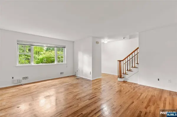 87 Poplar ST #4, Ramsey, NJ 07644