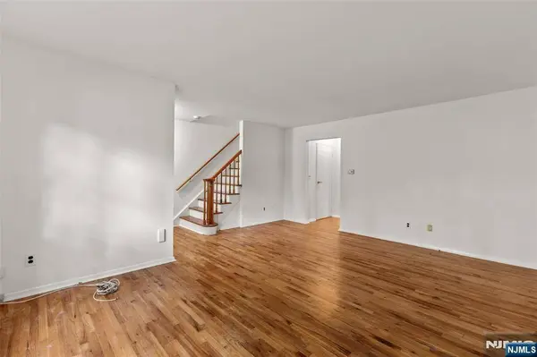 87 Poplar ST #4, Ramsey, NJ 07644