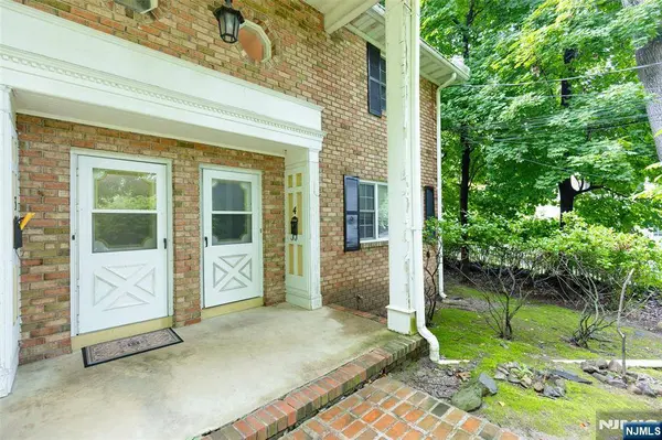 87 Poplar ST #4, Ramsey, NJ 07644