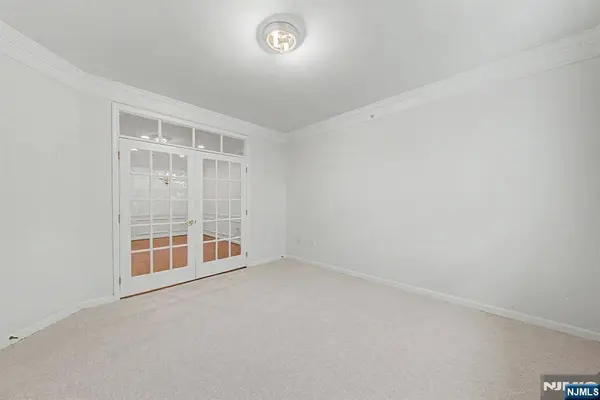10301 Warrens WAY, Wanaque, NJ 07465