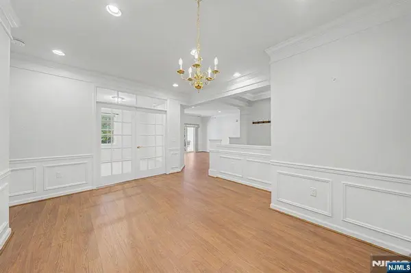 10301 Warrens WAY, Wanaque, NJ 07465
