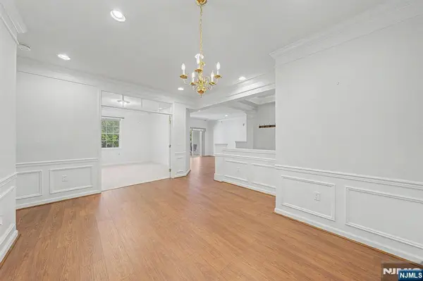 10301 Warrens WAY, Wanaque, NJ 07465