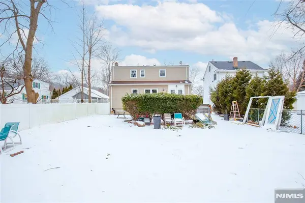 26 Genevieve AVE #2, Hawthorne, NJ 07506