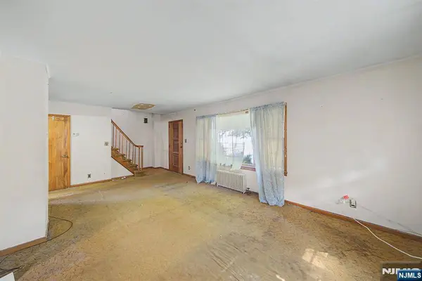 56 Haskell AVE, Wanaque, NJ 07420