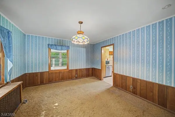 56 Haskell Ave, Wanaque Boro, NJ 07420
