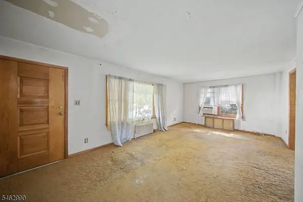 56 Haskell Ave, Wanaque Boro, NJ 07420