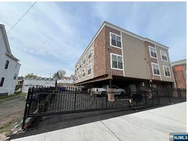 164-168 Atlantic ST