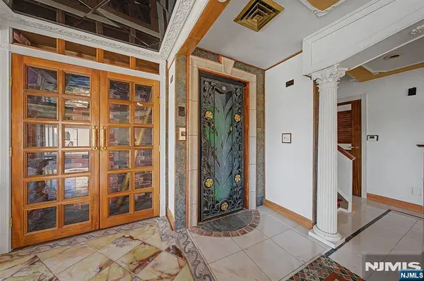 1225 River RD #7D, Edgewater, NJ 07020