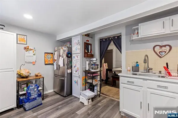 85 Franklin AVE #B, Oakland, NJ 07436