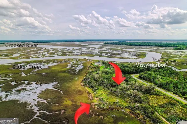 284 Pelican CIR, Woodbine, GA 31569