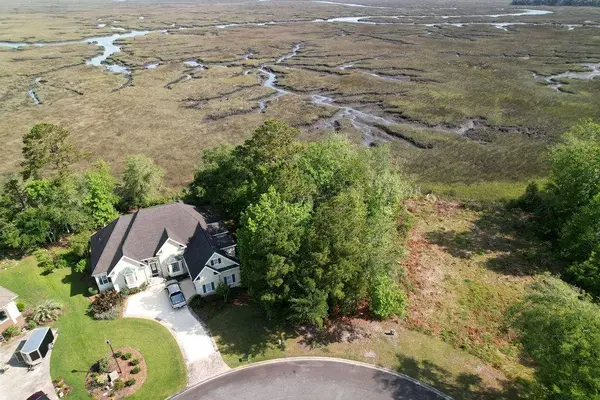 102 Tidewater CIR, Kingsland, GA 31548