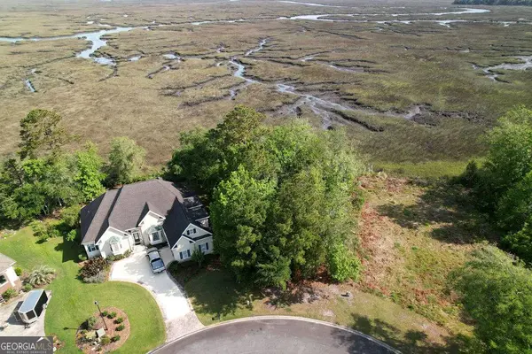 102 Tidewater CIR, Kingsland, GA 31548