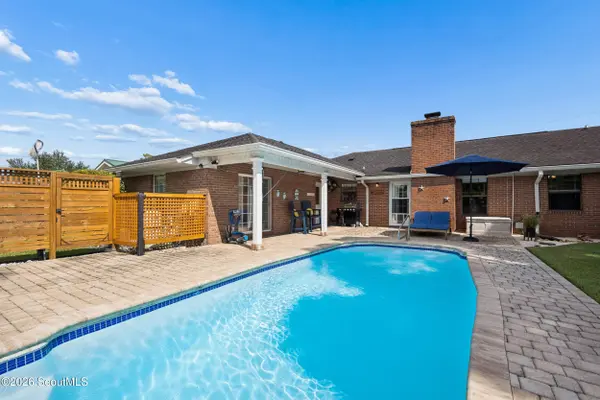 122 N Lake DR, Brunswick, GA 31525