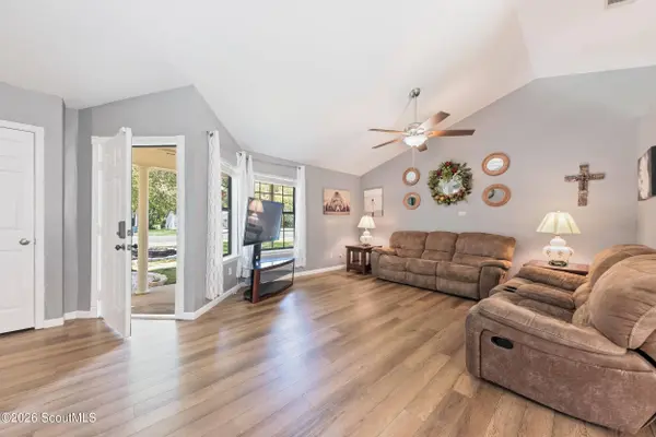 225 Merriwood CIR, Kingsland, GA 31548
