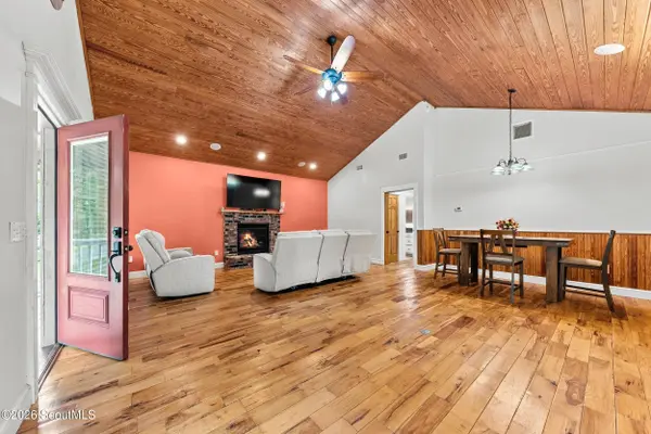 74 Alvah Brazell RD, Kingsland, GA 31548