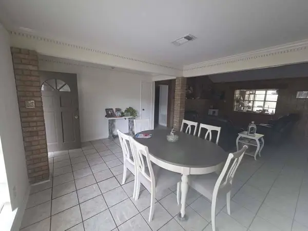 252 Parkside Loop, Brookeland, TX 75931