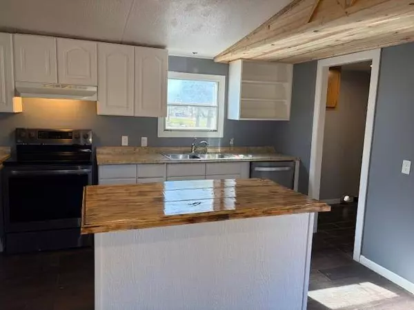 110 County Road 32150, Brookston, TX 75421