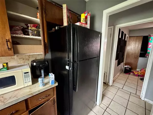 703 Hereford Drive, Beeville, TX 78102