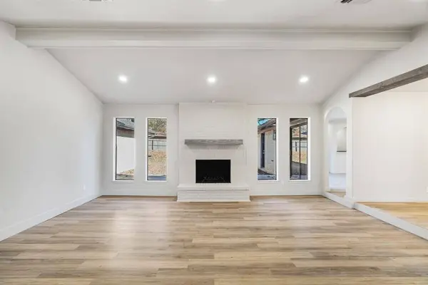 615 38th Street SE, Paris, TX 75462